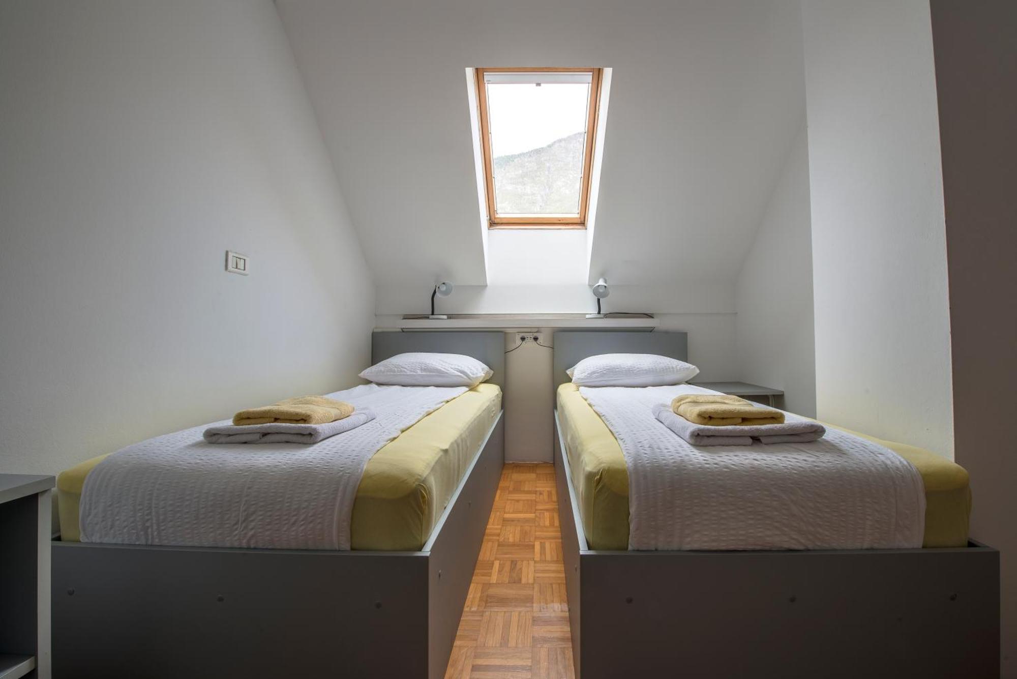 Apartments Rombon Klavdij With Free Onsite Parking Bovec Extérieur photo